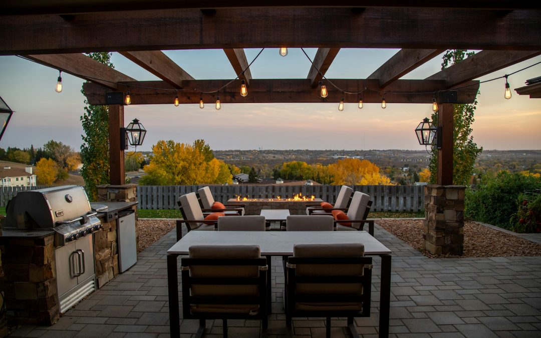 How to Design a Home with Indoor-Outdoor Living