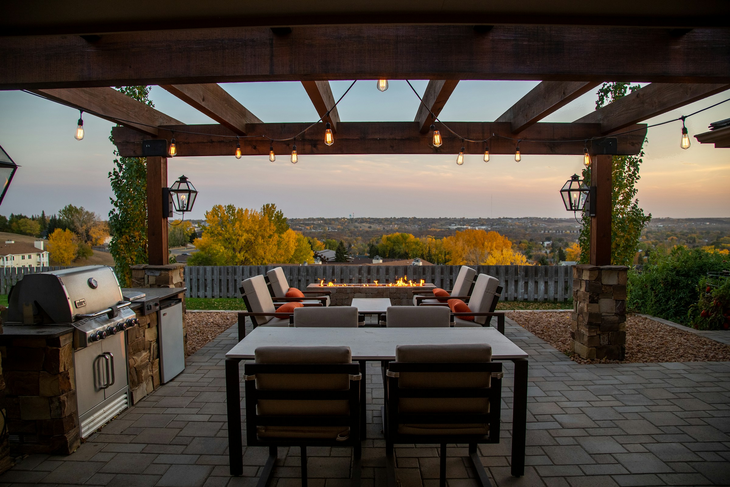 How to Design a Home with Indoor-Outdoor Living